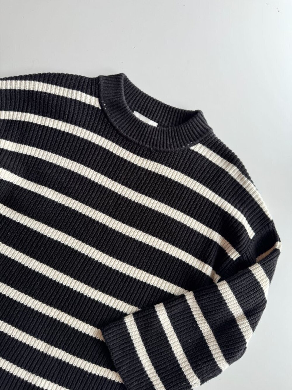 H&M Black Ivory Striped Cotton Chunky Rib Knit Crew Neck Loose Sweater, Size S - Picture 7 of 12